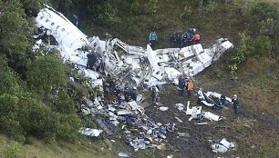 Kolumbijoje sudužo keleivinis lėktuvas