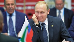 Vladimiras Putinas per BRICS &scaron;alių vir&scaron;ūnių susitikimą Ufos mieste Rusijoje
