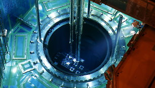 Urano strypai reaktoriuje