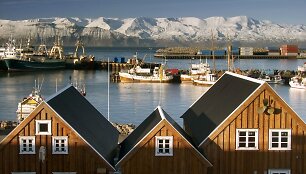 Uostas miestelyje Islandijoje