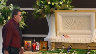 Su Žana Friske atsisveikina jos tėvas Vladimiras