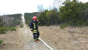 Ketvirtadienį Kuršių nerijoje surengtos pratybos, tikrinta, kaip veikia priešgaisrinės sistemos.