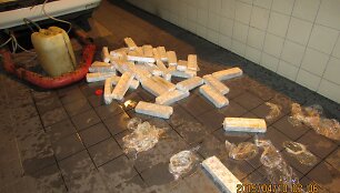 Degalų bake buvo paslėptos kontrabandinės cigaretės