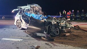 Tragi&scaron;ka avarija autostradoje Kaunas-Klaipėda