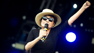 Yoko Ono