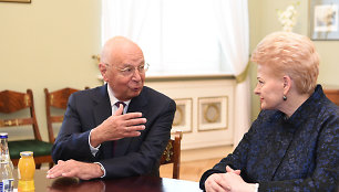 Klausas Martinas Schwabas ir Dalia Grybauskaitė