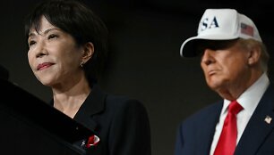 Donaldas Trumpas ir Sanae Takaichi / ANDREW CABALLERO-REYNOLDS / AFP