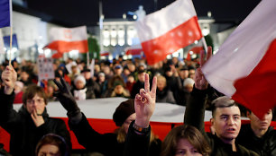 Protestas prieš teismų reformas Lenkijoje