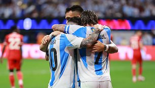 Lautaro Martinezas, Lionelis Messi ir Rodrigo De Paulas