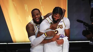 LeBronas Jamesas ir Anthony Davisas