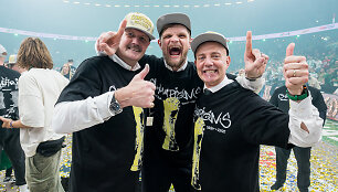 I&scaron; kairės: Gintaras Krapikas, Tautvydas Sabonis, Massimiliano Menetti