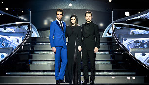 Laura Pausini, Alessandro Cattelanas ir Mika 