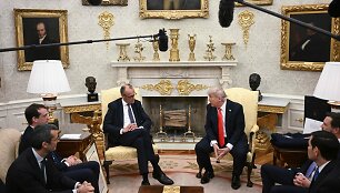 Friedrichas Merzas ir Donaldas Trumpas