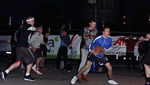 Naktinis krep&scaron;inis 2014 budino Kauno miestą.