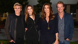 Cindy Crawford ir Rande'as Gerberis su vaikais Kaia ir Presley 