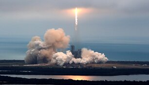 &bdquo;SpaceX Falcon 9&ldquo; raketos pakilimas Floridoje