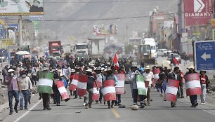 Protestuotojai peru Arekipos mieste