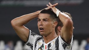 Cristiano Ronaldo ir Turino „Juventus“ žygį Čempionų lygoje sustabdė Liono „Olympique“.