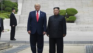 Ankstesnis Donaldo Trumpo susitikimas su Kim Jong Unu /  / AP