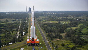 Kinijos sunkioji ne&scaron;ančioji raketa &bdquo;Changzheng 5&ldquo; (&bdquo;Ilgasis žygis 5&ldquo;, angl. &bdquo;Long March 5&ldquo;)