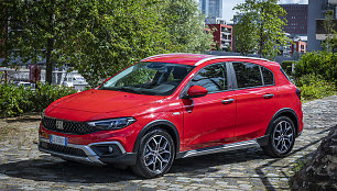 Hibridinis „Fiat Tipo“