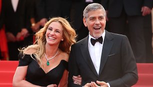 Julia Roberts ir George'as Clooney