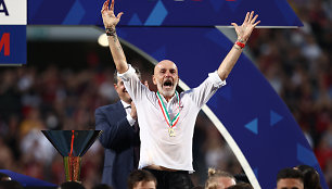 Neilgai pasidžiaugė: „AC Milan“ stratego medalis pavogtas dar stadione