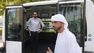 Po Dubajų važinėja autonominiai autobusai