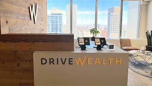 „DriveWealth“