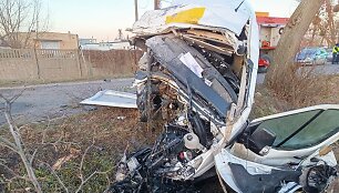 Automobilio likučiai, žuvęs vairuotojas &ndash; Lietuvos pilietis