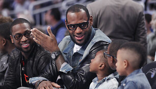 LeBronas Jamesas su sūnumis