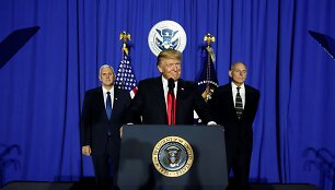 Pirmoji prezidento Donaldo Trumpo savaitė Baltuosiuose rūmuose
