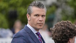 Pete'as Hegsethas / Alex Brandon / AP