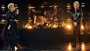 Atlikėja Pink ir Jonas Bon Jovi „Billboard“ muzikos apdovanojimuose