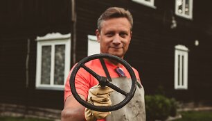 Vitoldas Milius užsuko pas amatininką Rigimantą Stanaitį
