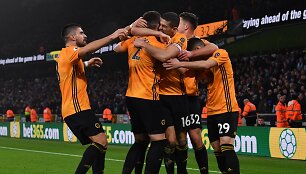 Triumfuojantys &bdquo;Wolverhampton&ldquo; futbolininkai