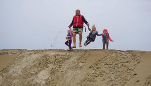 Diana Aleknaitė ir Žilvinas Usonis, netradicinių kelionių „You Go Wild Adventures” įkūrėjai, į kelionę po pasaulį leidosi su dviem vaikais