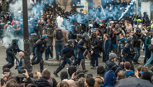 Ketvirtadienio protestai Paryžiuje