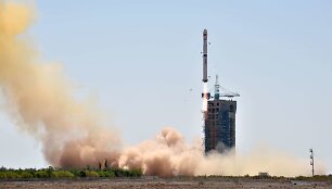 Raketos &bdquo;Long March-4B&ldquo; su rentgeno teleskopu startas