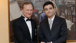 Prancūzijos Respublikos prezidento apdovanojimas Gintautui Kėvi&scaron;ui