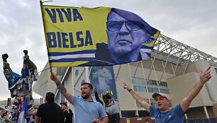&bdquo;Leeds United&ldquo; sirgaliai &scaron;lovina Marcelo Bielsą