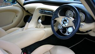 &bdquo;TVR Cerbera&ldquo; interjeras