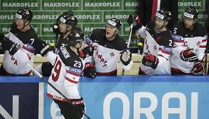 Pasaulio ledo ritulio čempionatas: Latvija &ndash; Kanada