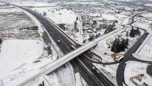 Naujas viadukas virš kelio Vilnius-Kaunas Vievyje