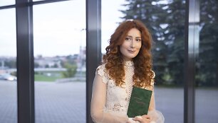 Indrės Valantinaitės poezijos knygos pristatymas