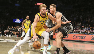 Domantas Sabonis prieš Blake'ą Griffiną