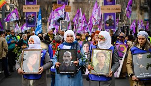 Kurdų demonstracija Paryžiuje