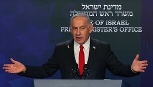 Benjaminas Netanyahu / RONEN ZVULUN / AFP