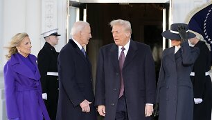 Joe Bidenas, Donaldas Trumpas