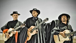 Ispanų trio &bdquo;Ol&eacute;!&ldquo; pasirodymo akimirka